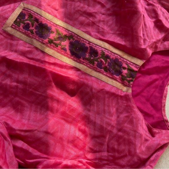 Silk Set - Kurta, Churidar, Dupatta - Picture 7 of 15